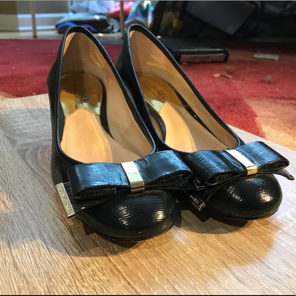 Michael Kors mid heel shoes